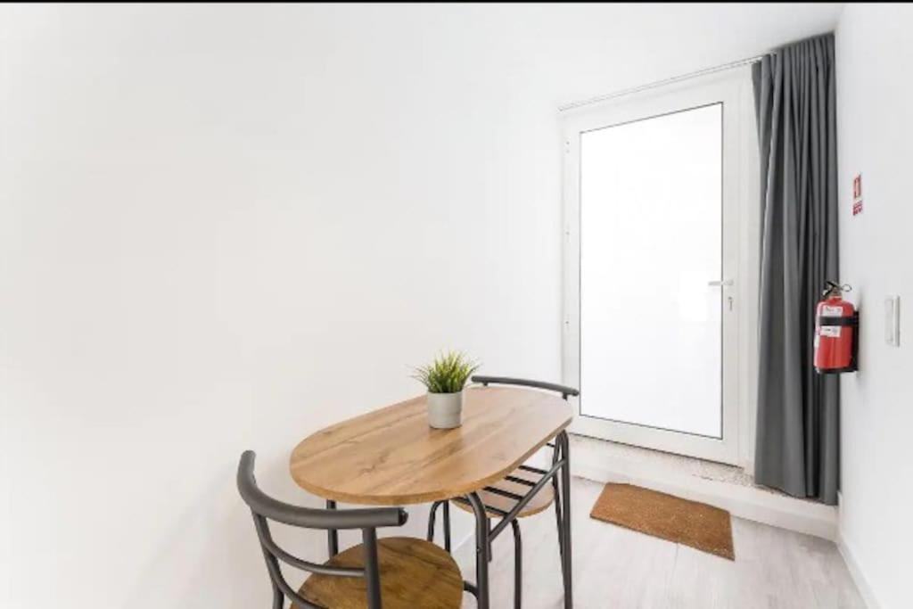 Opo - Fantastic Studio With Garden ปอร์โต ภายนอก รูปภาพ